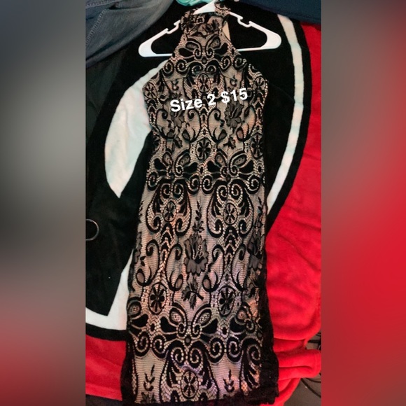 Dresses - Picture 14 of 14